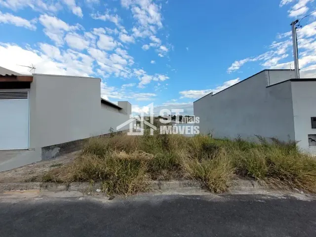 Terreno com 250m², à venda, no bairro Morada Dos Passaros em Andradas
