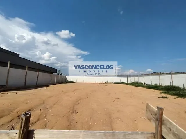 Terreno com 600m², à venda, no bairro Condomínio Residencial Colinas do Paratehy em São José dos Campos