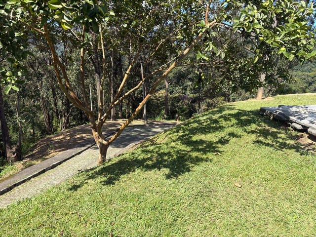 Terreno com 9376m², à venda, no bairro Valparaíso em Petrópolis