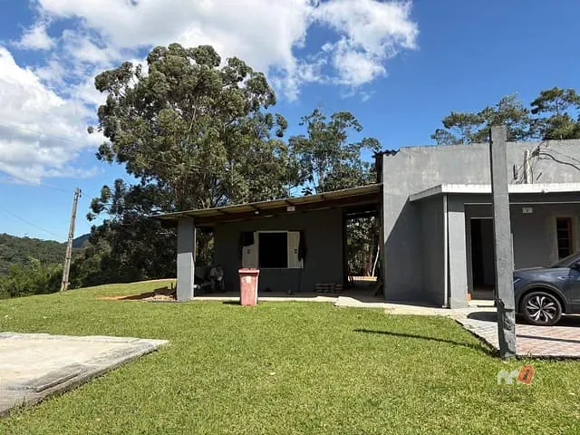 Terreno com 9376m², à venda, no bairro Valparaíso em Petrópolis