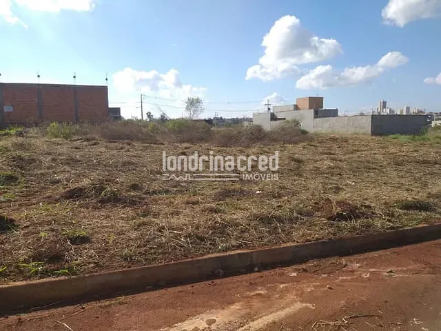 Terreno com 450m², à venda, no bairro Residencial Portal do Lago em Cambé
