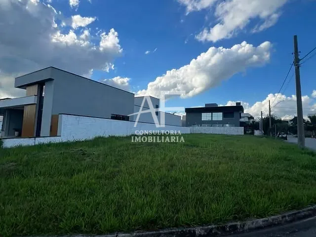 Terreno com 325m², à venda, no bairro Jardim Santa Tereza em Taubaté