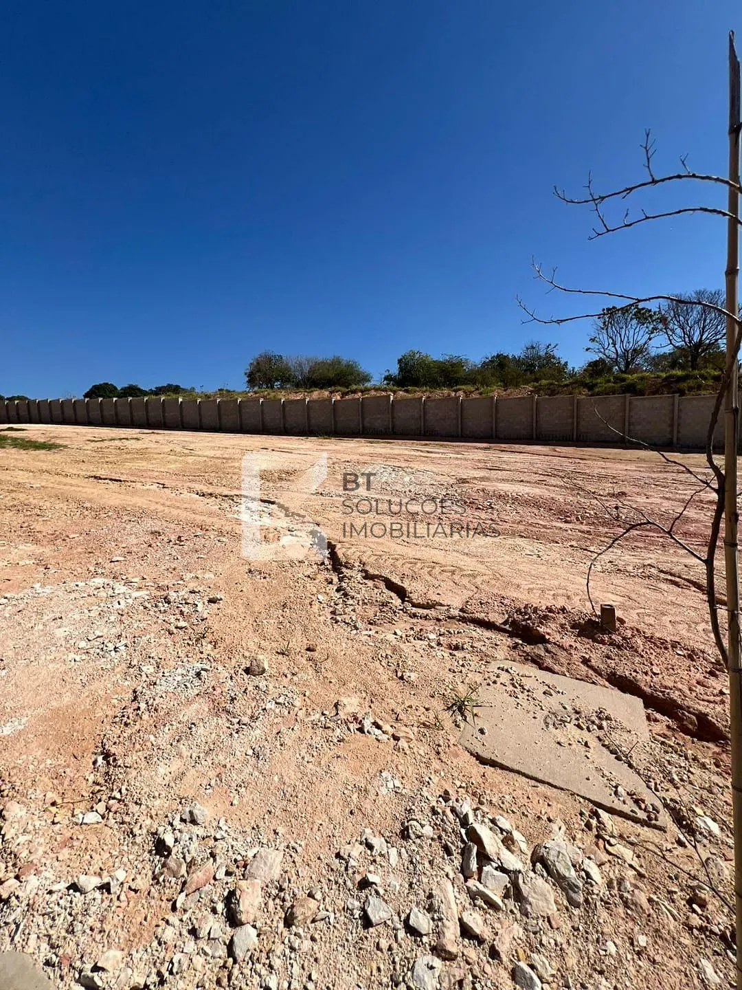 Terreno, 301 m² - Foto 2