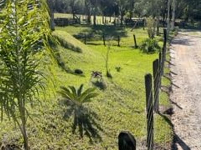 Terreno com 3000m², à venda, no bairro Mamoneiros em Itapeva