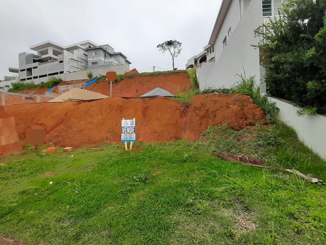 Terreno com 287m², à venda, no bairro Vale dos Cristais em Macaé