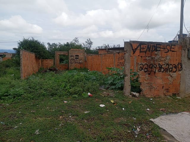 Terreno com 143m², à venda, no bairro Mussurepe em Campos dos Goytacazes