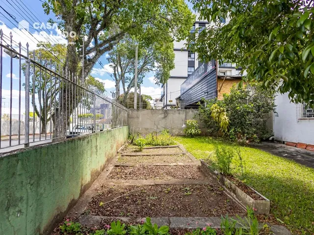 Terreno 3 quartos e 1 banheiro, à venda, no bairro Água Verde em Curitiba