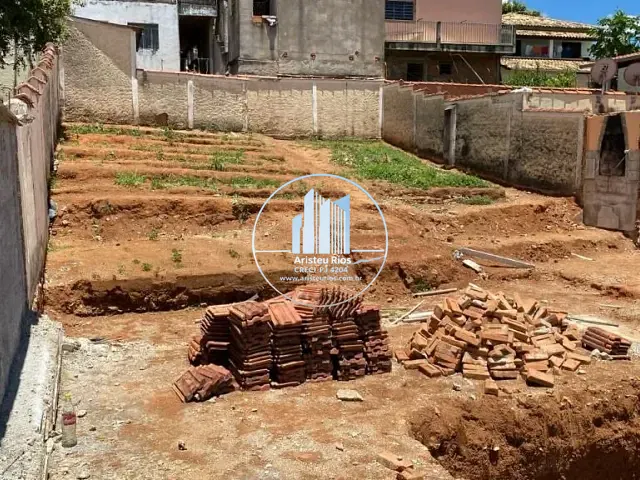 Terreno com 275m², à venda, no bairro Jardim Paraíso em Pouso Alegre