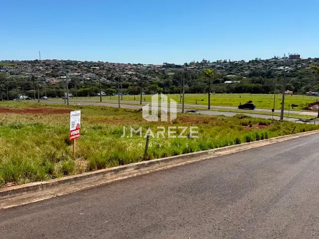 Terreno com 360m², à venda, no bairro Loteamento Residencial Cazarin em Apucarana