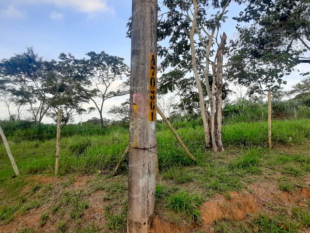 Terreno com 2030m², à venda, no bairro Granja dos Cavaleiros em Macaé