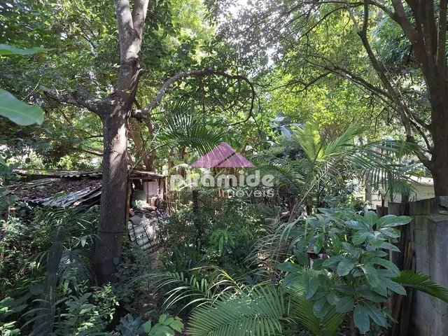 Terreno com 1680m², à venda, no bairro Jardim Califórnia em Jacareí