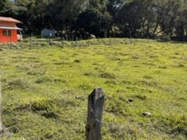 Terreno com 1000m², à venda, no bairro Mamoneiros em Itapeva