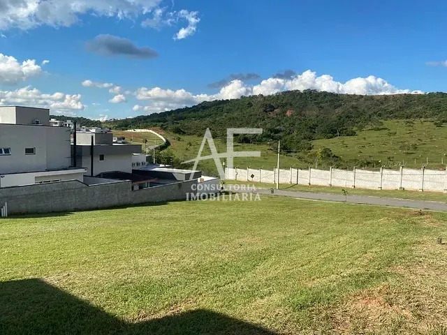 Terreno com 447m², à venda, no bairro Residencial Fazenda Casa Grande em Taubaté