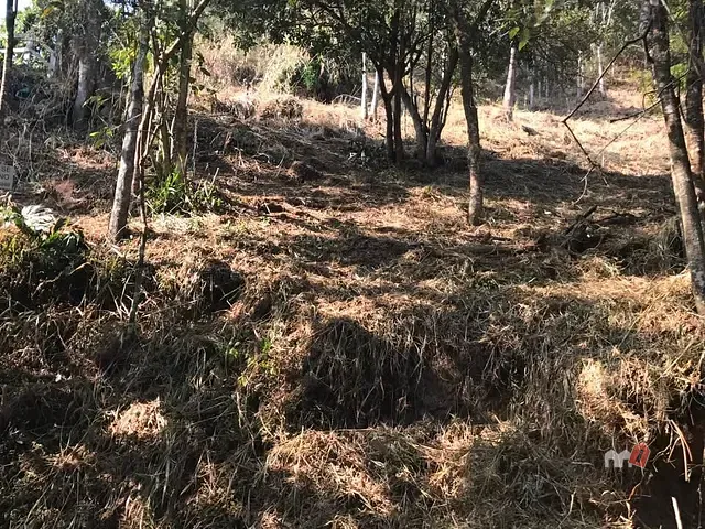 Terreno com 1100m², à venda, no bairro Corrêas em Petrópolis
