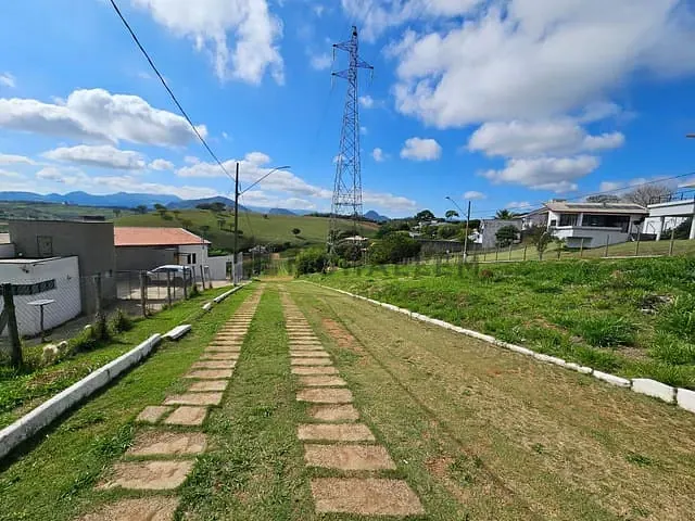 Terreno com 953m², à venda, no bairro Vista Verde em Piranguinho