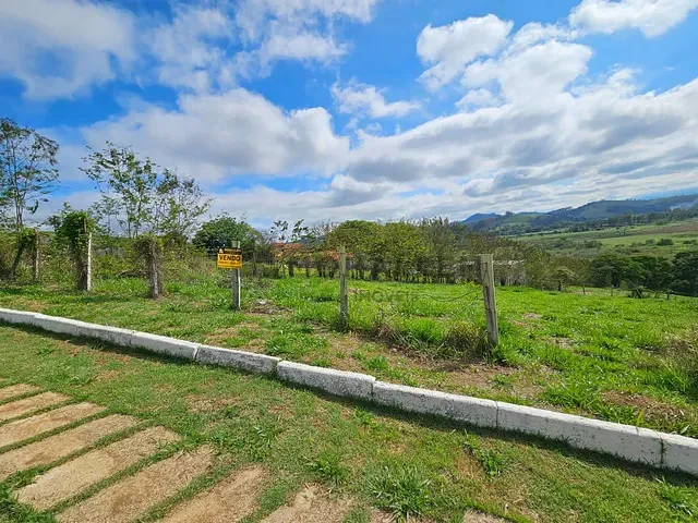 Terreno com 953m², à venda, no bairro Vista Verde em Piranguinho