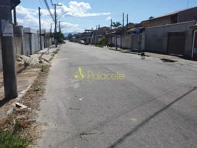 Terreno com 427m², à venda, no bairro Residencial Estoril em Taubaté