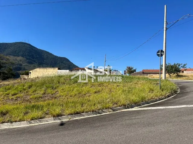 Terreno com 399m², à venda, no bairro Alto da Bela Vista em Andradas