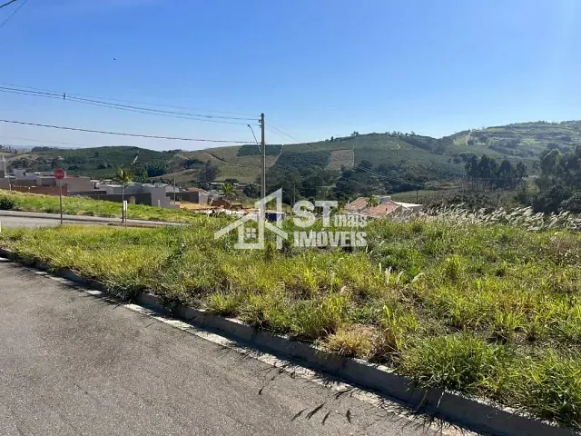 Terreno com 399m², à venda, no bairro Alto da Bela Vista em Andradas
