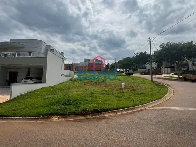Terreno com 294m², à venda, no bairro Portal Ville Flamboyant em Porto Feliz