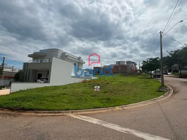 Terreno com 294m², à venda, no bairro Portal Ville Flamboyant em Porto Feliz