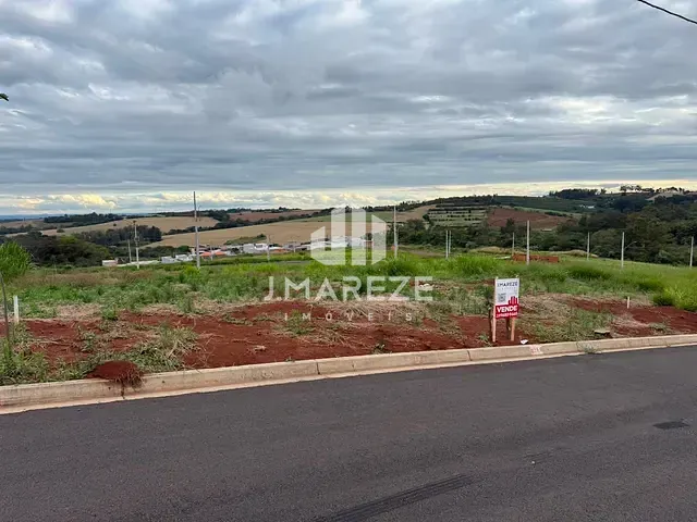 Terreno com 300m², à venda, no bairro Parque Industrial Zona Oeste II em Apucarana