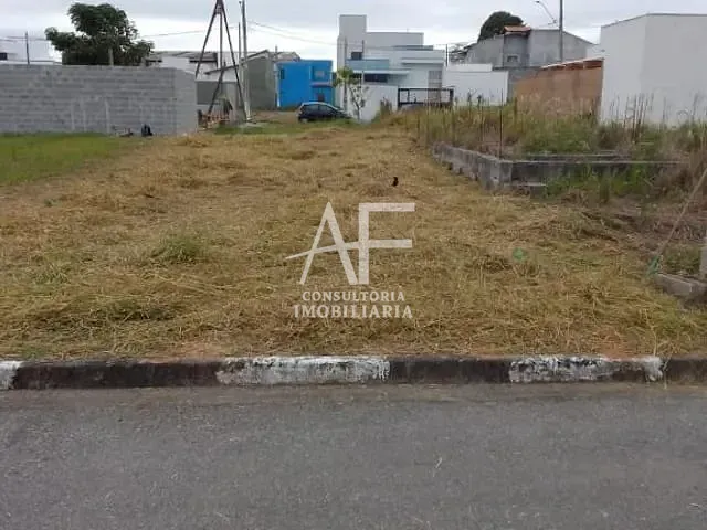 Terreno com 176m², à venda, no bairro Residencial Santa Clara em Pindamonhangaba
