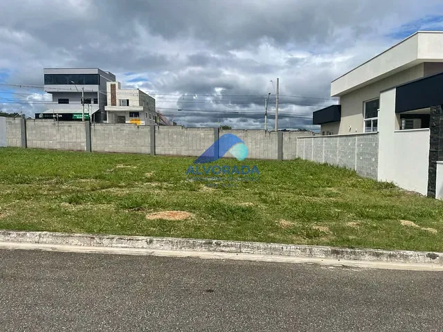 Terreno com 252m², à venda, no bairro Bairro da Floresta em São José dos Campos