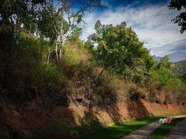 Terreno com 7506m², à venda, no bairro Itaipava em Petrópolis