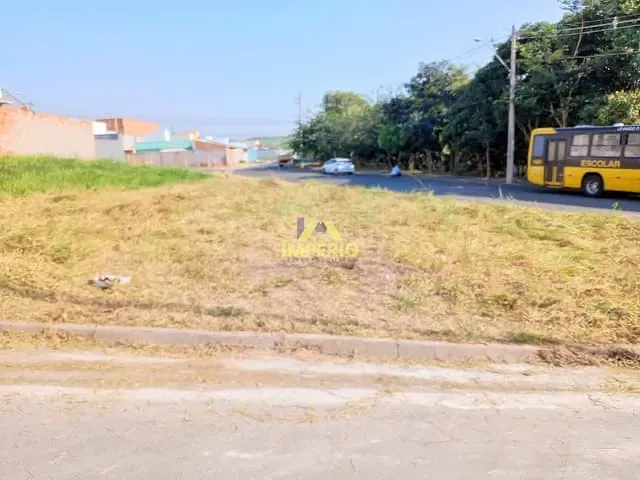 Terreno com 233m², à venda, no bairro Residencial Vila Martins em Salto