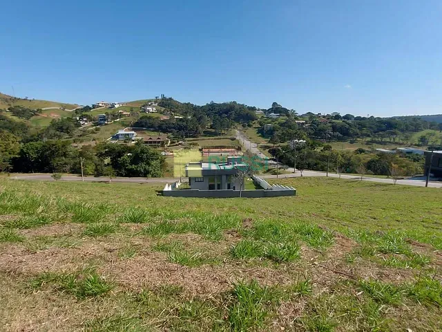 Terreno com 1073m², à venda, no bairro Tampanhão em Jambeiro