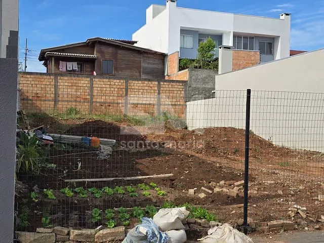 Terreno com 300m², à venda, no bairro Desbravador em Chapecó