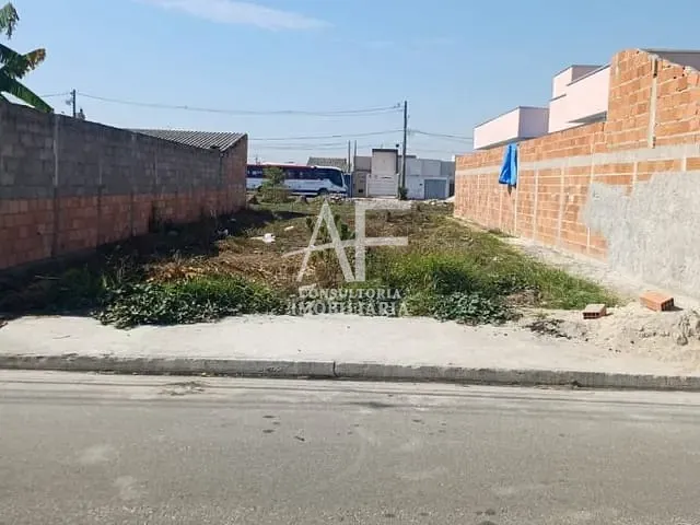 Terreno com 250m², à venda, no bairro Nossa Senhora do Perpétuo Socorro em Pindamonhangaba