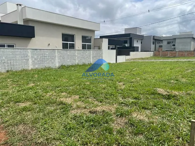 Terreno com 252m², à venda, no bairro Lotamento Floresta em São José dos Campos