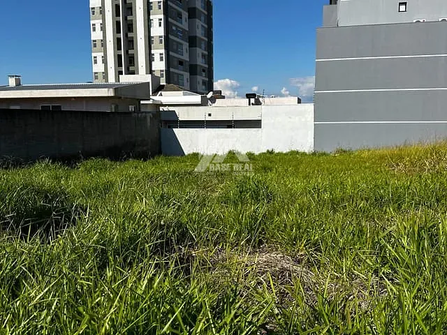 Terreno com 300m², à venda, no bairro Bonsucesso em Guarapuava