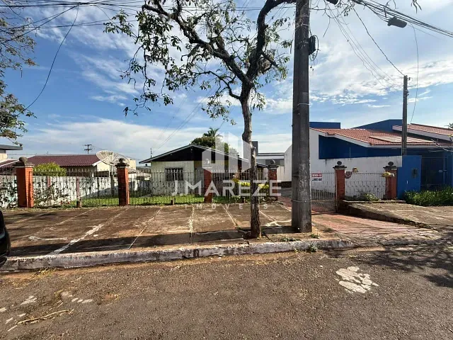 Terreno com 720m², à venda, no bairro Vila Martins em Apucarana