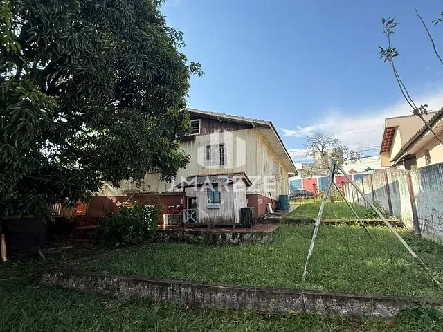 Terreno com 720m², à venda, no bairro Vila Martins em Apucarana