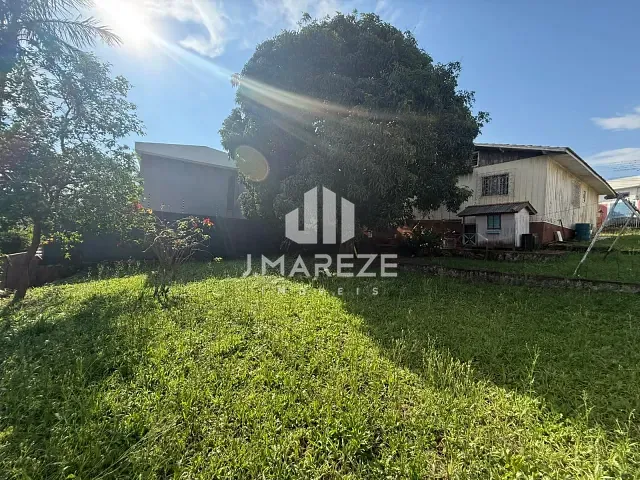 Terreno com 720m², à venda, no bairro Vila Martins em Apucarana