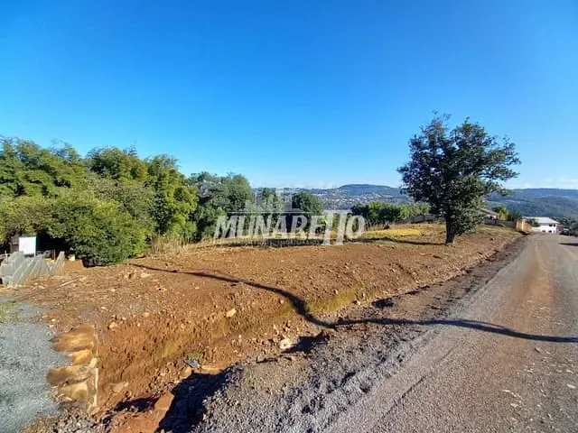Terreno com 450m², à venda, no bairro Cinquentenário em Concórdia