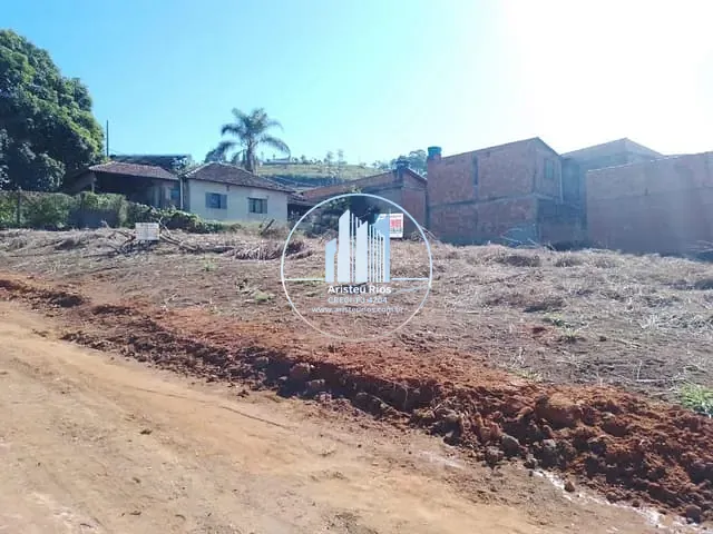 Terreno com 1162m², à venda, no bairro Loteamento Sao Jorge em Pouso Alegre