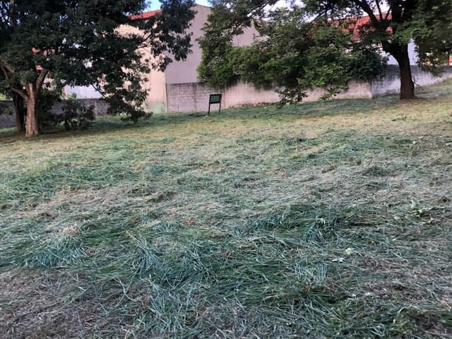 Terreno com 1247m², à venda ou para alugar, no bairro Lavapés em Extrema