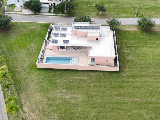 Terreno com 472m², à venda, no bairro Loteamento Extensao Do Serrama em Rio das Ostras