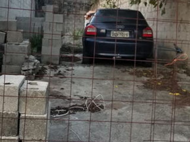 Terreno à venda ou para alugar, no bairro Loteamento Eduardo da Silva Neto em Pindamonhangaba
