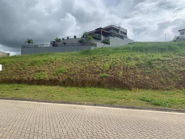 Terreno com 798m², à venda, no bairro Condomínio Reserva do Paratehy em São José dos Campos