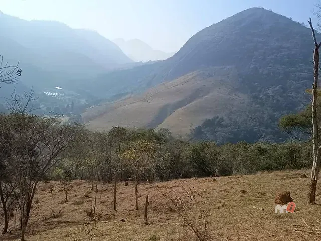 Terreno com 26600m², à venda, no bairro Itaipava em Petrópolis