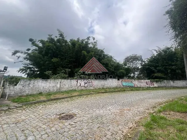 Terreno com 278m², à venda, no bairro Centro Alto em Ribeirão Pires