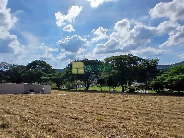 Terreno com 1000m², à venda, no bairro Tapanhão em Jambeiro