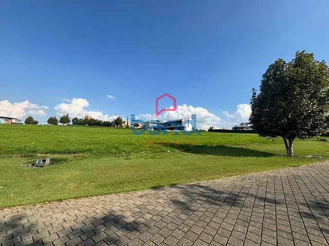 Terreno com 1503m², à venda, no bairro Condomínio Residencial Porto São Pedro em Porto Feliz