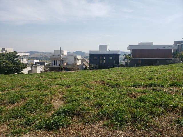 Terreno com 478m², à venda, no bairro Condomínio Residencial Jaguary em São José dos Campos