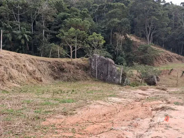 Terreno com 22300m², à venda, no bairro Vale das Videiras em Petrópolis
